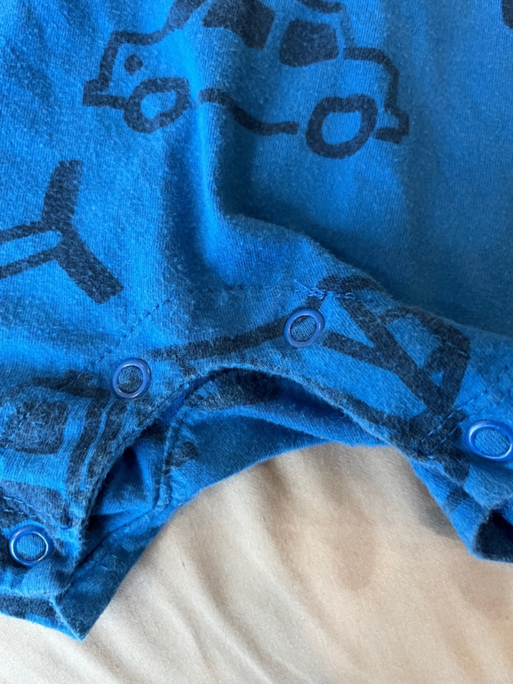 Carters 24mnth Blue Hooded Baby Romper with Vehicle Print - Picture 4 of 5